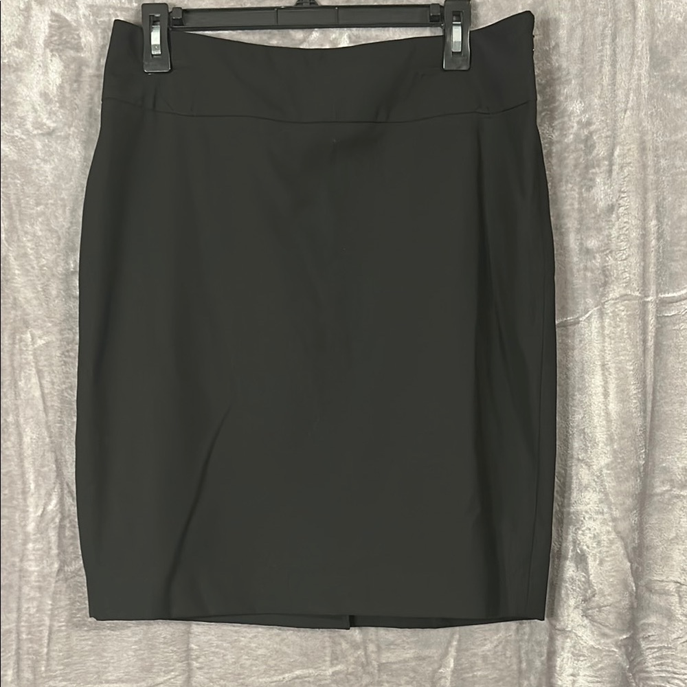 The Limited Black Knee-Length Pencil Skirt